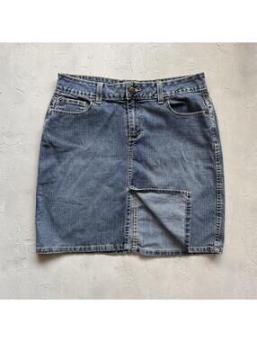 Vintage Y2K Jordache Embroidered Low Rise Denim Mini Short Skirt